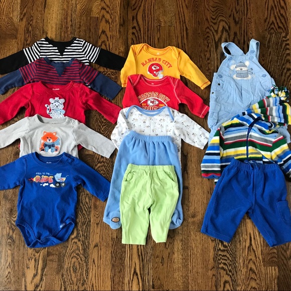 [SOLD] Boys 3-6 Month Winter and Fall Bundle 38 Pi - Picture 3 of 7
